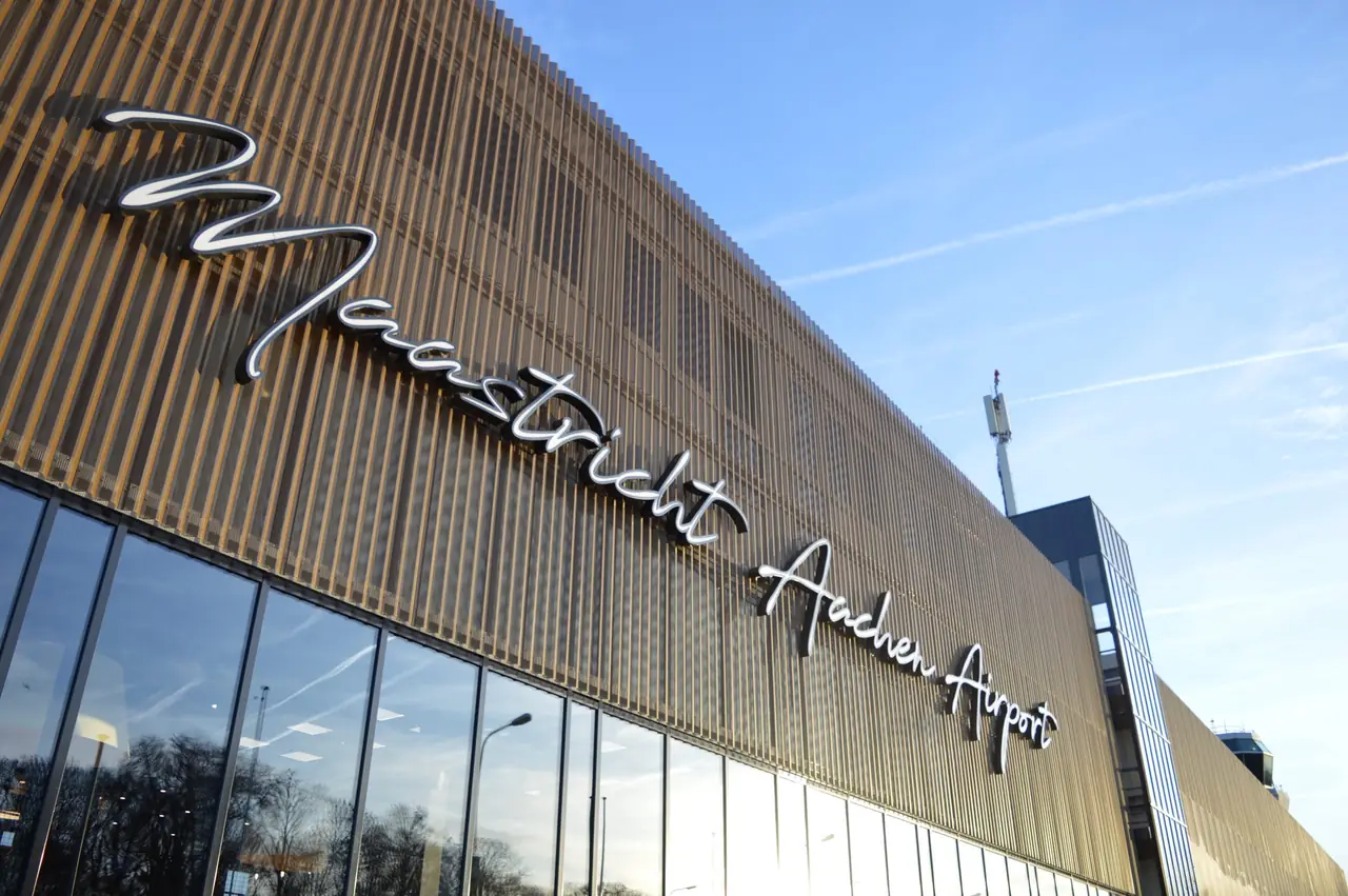 Het hoofdkantoor van Beëdigd Vertaler Duits op Maastricht Aachen Airport